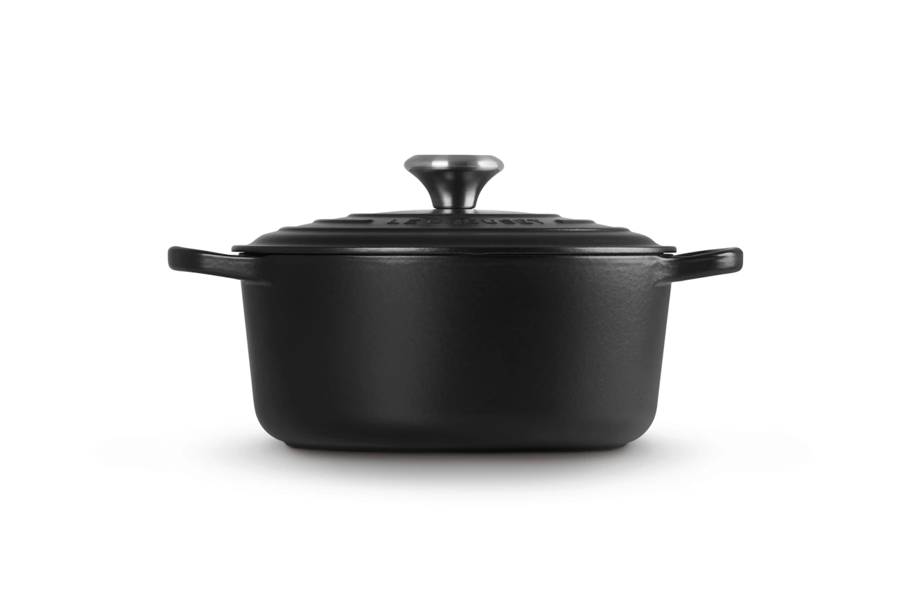 Le Creuset Gusseisen Topf 24 cm schwarz 6