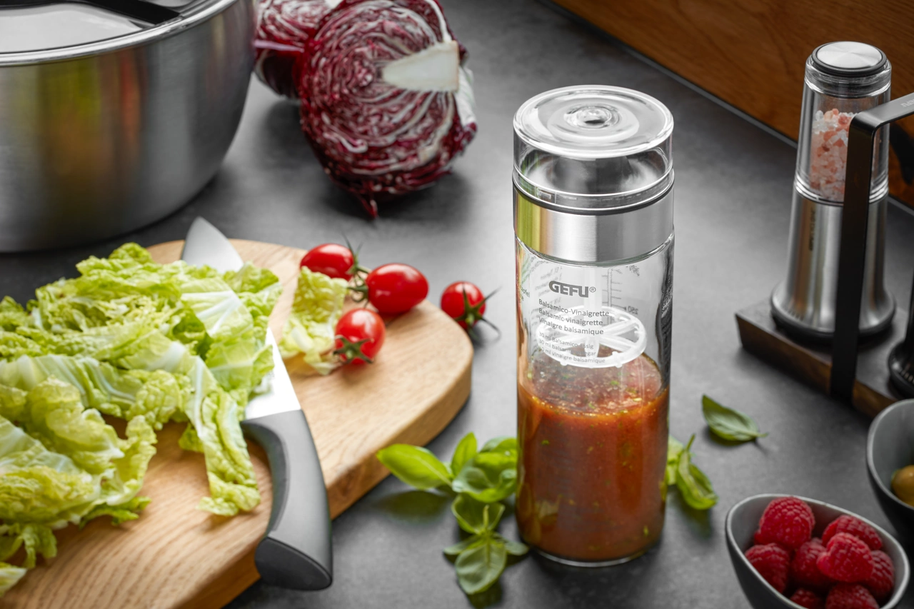 Gefu Salat Dressing Shaker 3